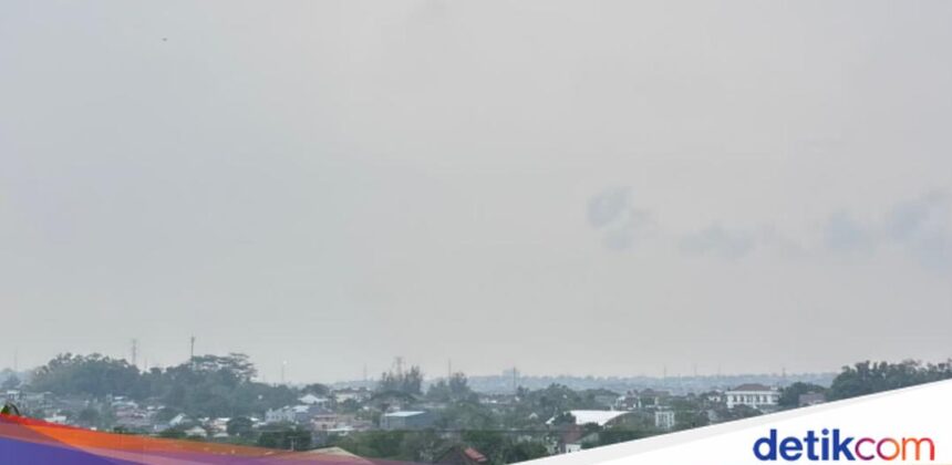 Sekolah di Balikpapan Terapkan PJJ Tiga Hari Akibat Kabut Asap