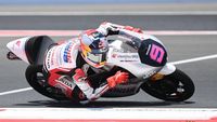Veda Ega Kalahkan Hakim Danish di Mandalika, Siap Bersaing di Sepang